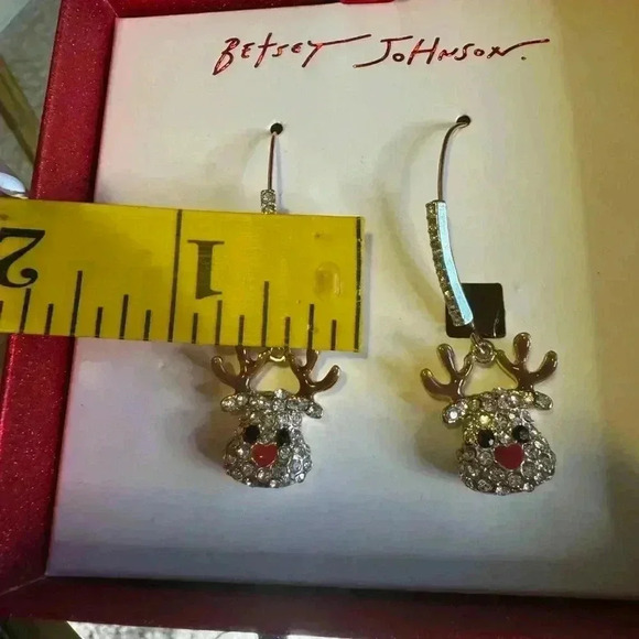 Betsy Johnson Holiday Reindeer Dangle  Gold Tone Rhinestone Crystal Earrings. - Picture 8 of 8